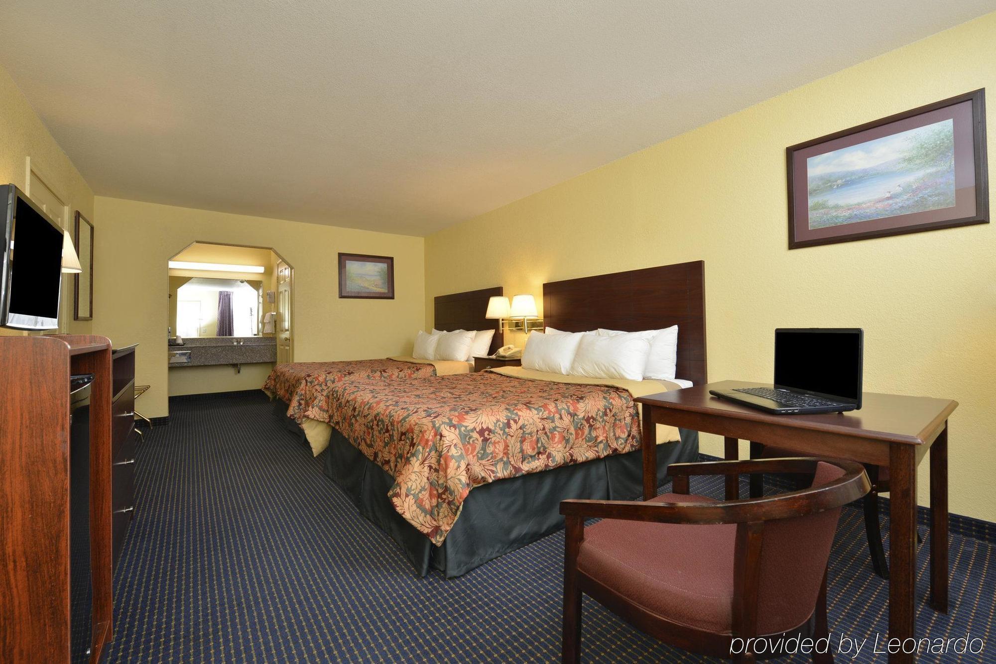 Days Inn Gun Barrel City ภายนอก รูปภาพ